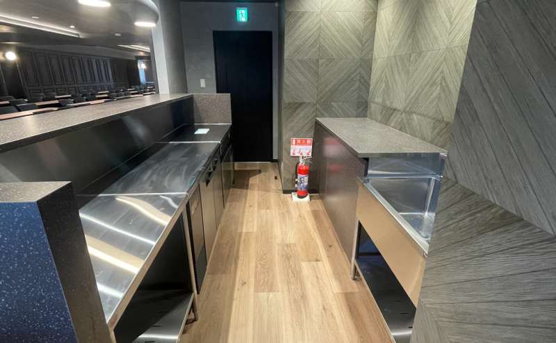 バーカウンター_TIME SHARING 新橋駅前5F（銀座口）