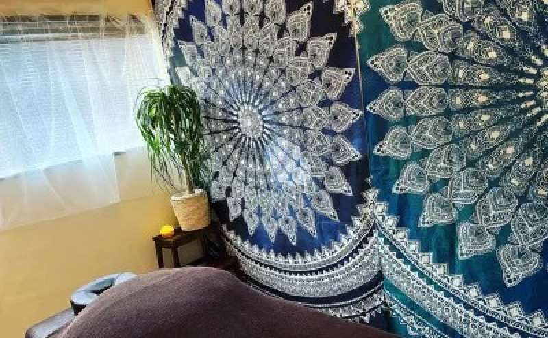 ドアのある完全個室【ベッドC】です。オイルトリートメントはこちらのベッドをおすすめしております