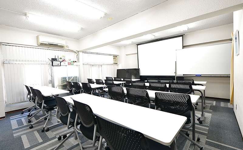 お気軽会議室 チサンM第３名古屋 Share8P『ランダム』の室内の写真