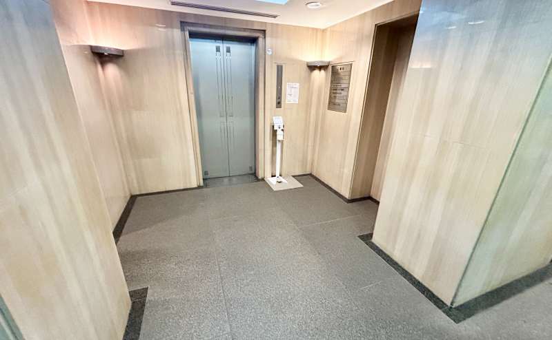 【1階エレベーターホール】 - TIME SHARING 銀座三丁目ビルディング5Fの写真