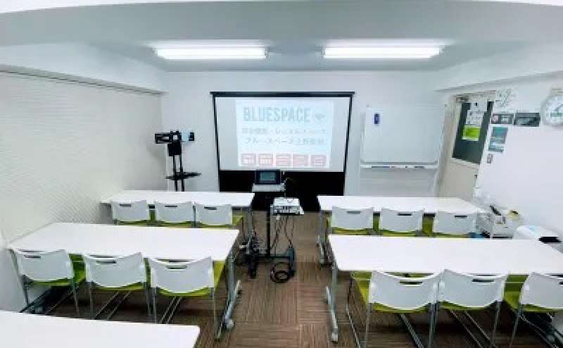 【JR上野駅徒歩1分】4月New Open! 清潔でキレイ 窓あり 駅近 好立地 最大20名 Wi-Fi無料 本格的な撮影可能 無料設備充実/会議 セミナー 撮影 動画配信/ブルースペース上野駅前