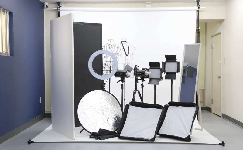 浜松町・大門駅から徒歩5分 カメラ一つで撮影が出来る本格フォトスタジオ