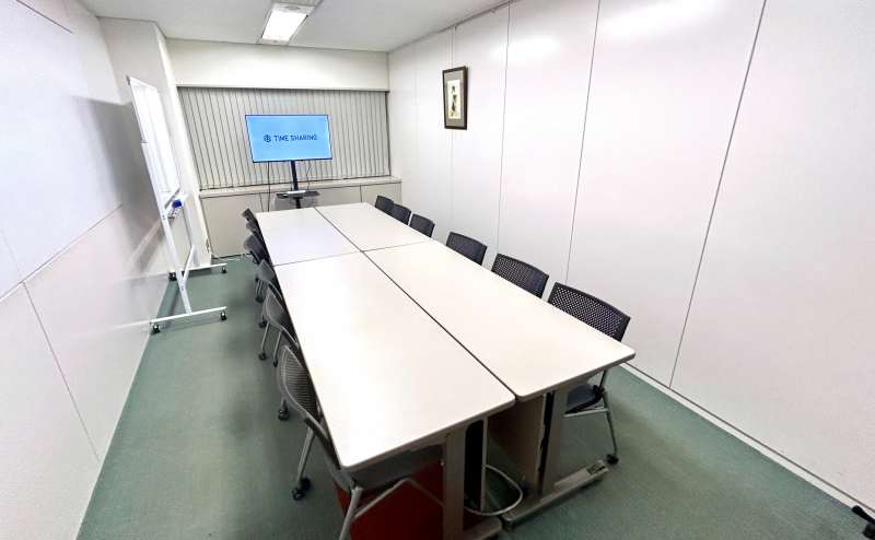 【対面形式12名着席可能！】