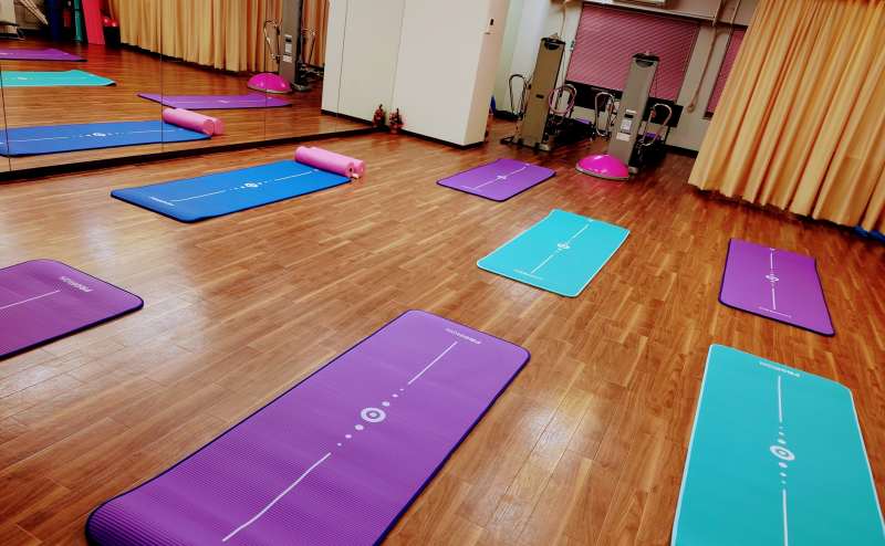 宝塚　ピラティススタジオにこり　逆瀬川　