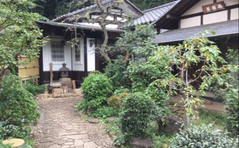 日本庭園があります