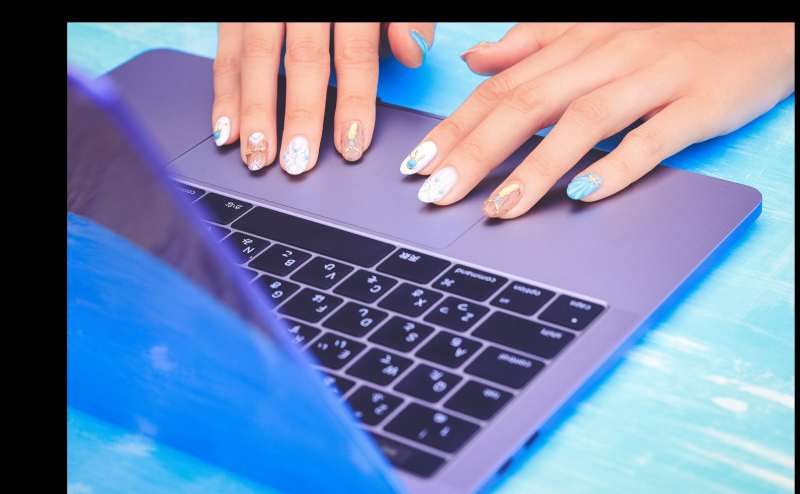 WIFI 充電は完備/