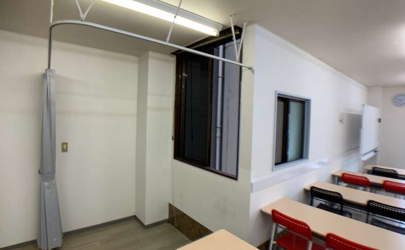 間仕切りスペース（カーテンオープン時）