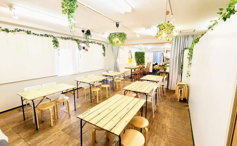 【ROUGH LABO TECH扇町イベントスペース】【駅前】グリーン広がる癒しの空間?和らぎのスタイリッシュスペース♪　大阪市/北区/梅田/扇町/南森町のイベント・会議に！