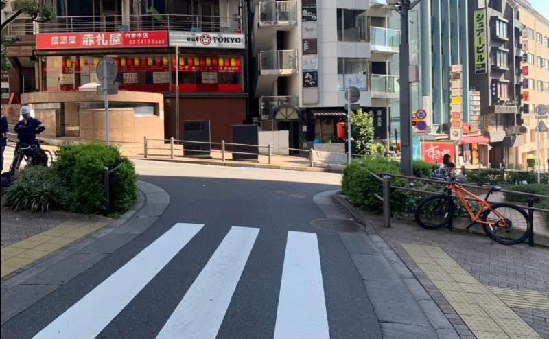 【個室】プレゼンテーションルームのアクセス2