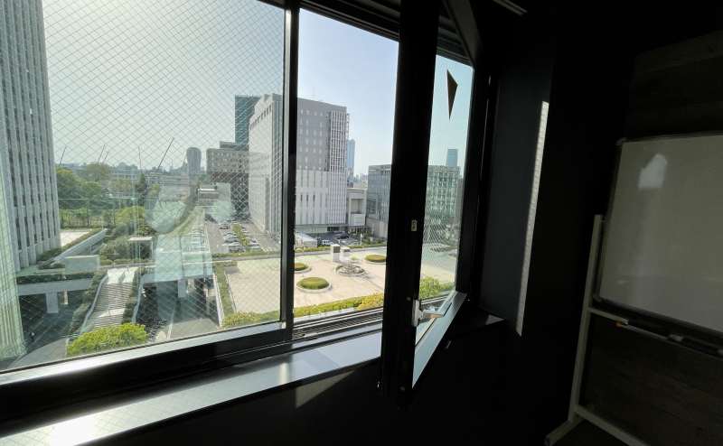 【スペース内の窓は開閉可能です】 - TIME SHARING 田町赤羽橋 8Cの写真