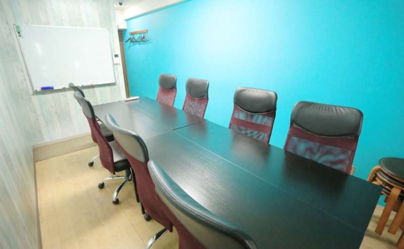 グループディスカッションやワークショップ向けのレイアウト