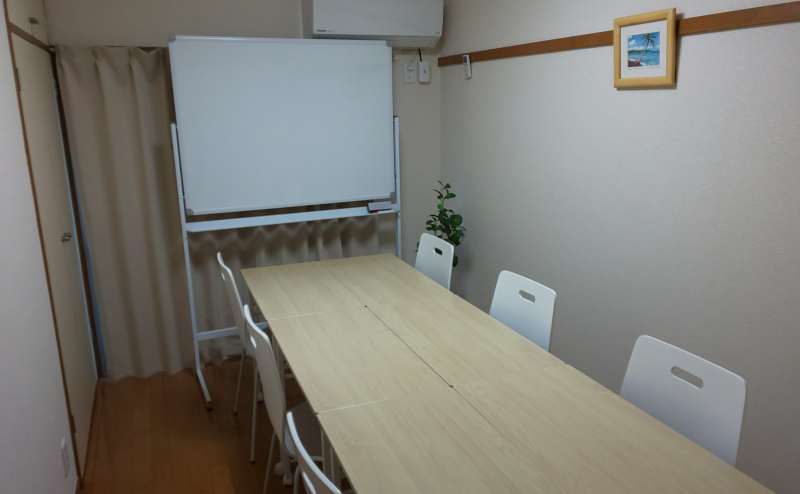 会議レイアウト（6名）