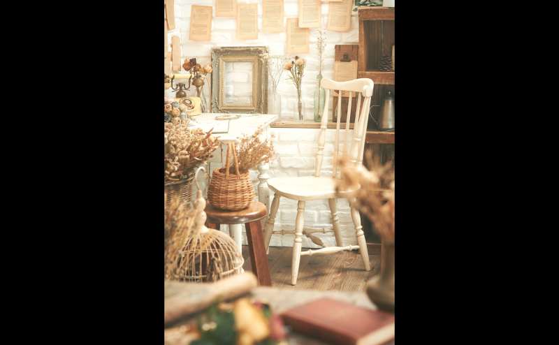 フランスのアンティーク雑貨がたくさんあります。