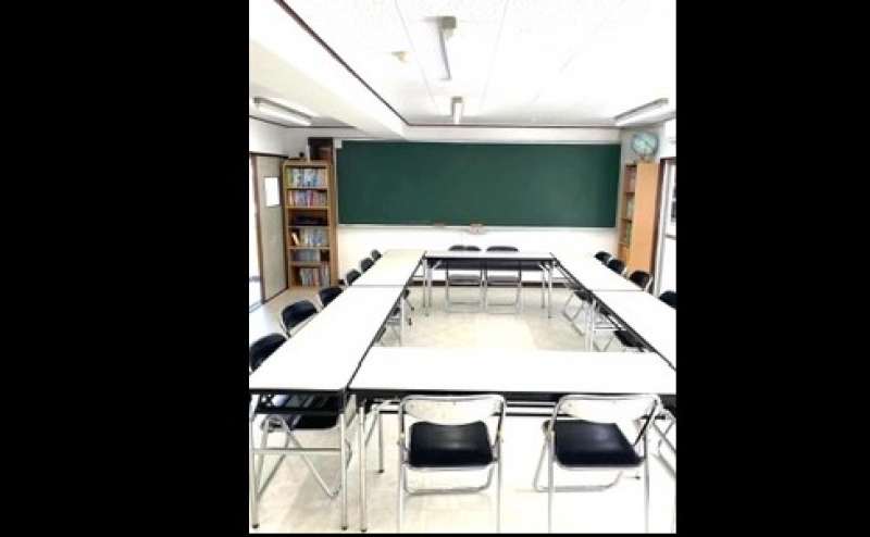 読売ランド前駅チカ多目的スペース