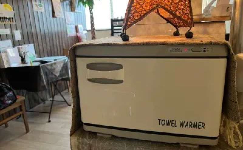 ホットキャビネットのご利用は無料です。ご自由にご利用ください