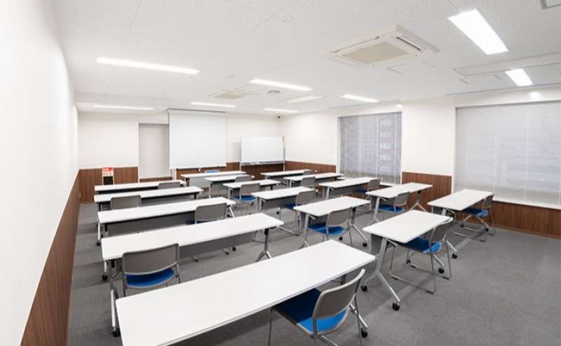 レンタルスペース 【心斎橋】小会議室C-3 地下鉄長堀橋駅真上 心斎橋駅徒歩7分 アクセス抜群！基本25名収容 Wi-Fi無料/会議 プレゼンテーション Web会議 セミナー 等/JEC日本研修センター心斎橋