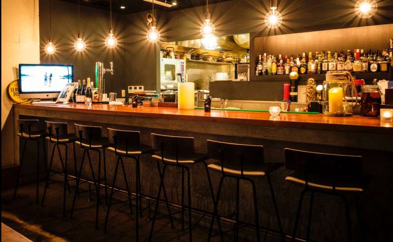 バーカウンター