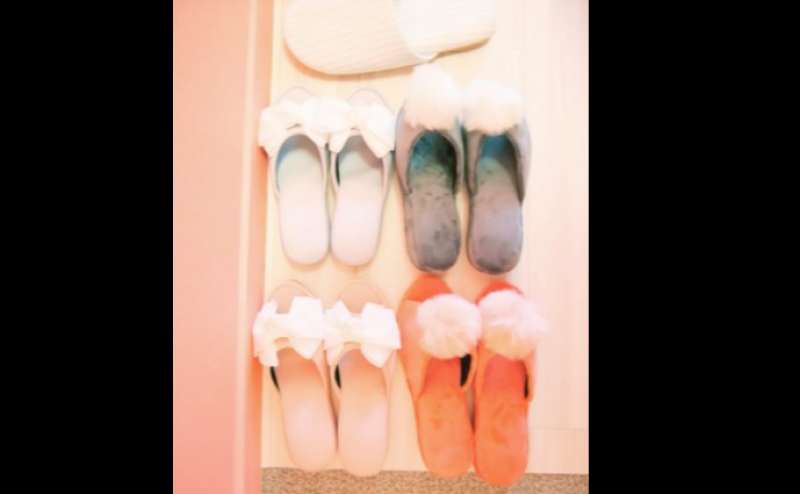 可愛いスリッパで室内でも暖かくお過ごしいただけます