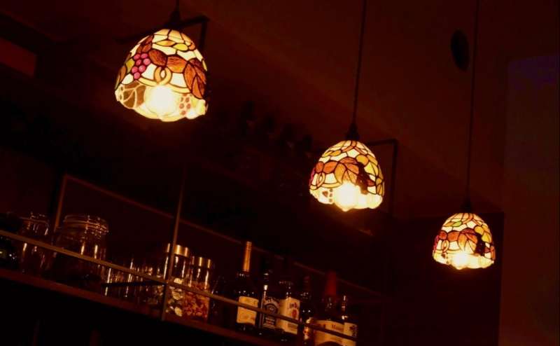 ステンドグラスがオシャレな雰囲気を演出してくれています。