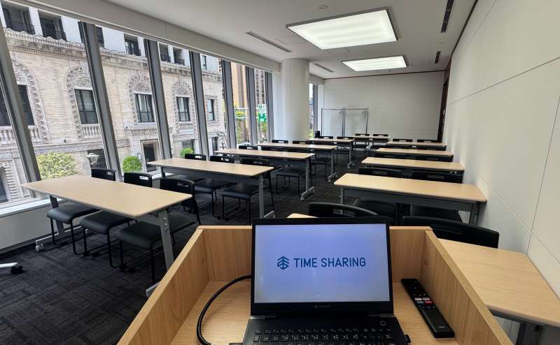 【司会台からは全体が見渡せます！】