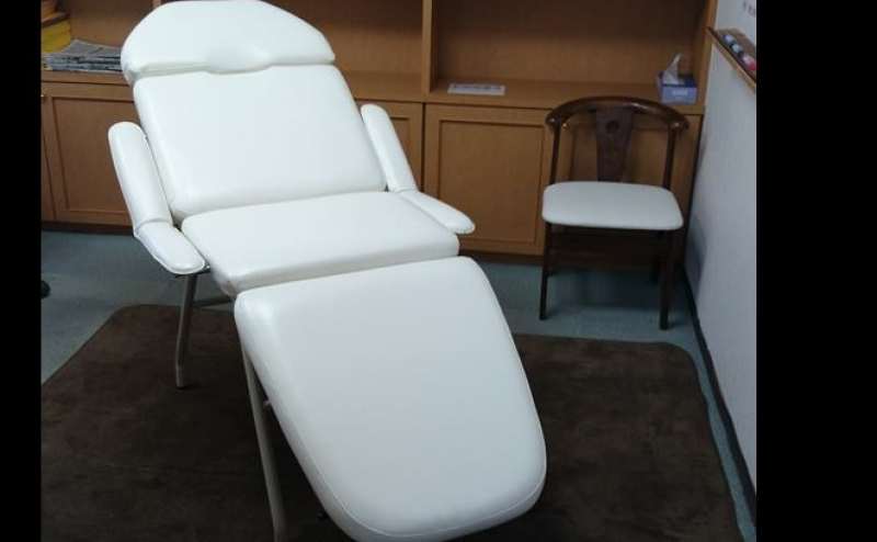 ミニルーム用　エステ、まつ毛エクステなどの施術ベット