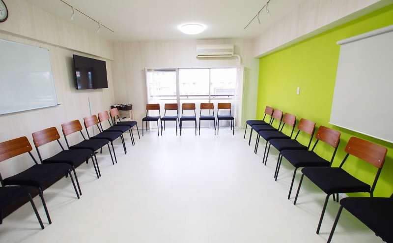 グループディスカッションや朗読会向けのレイアウト