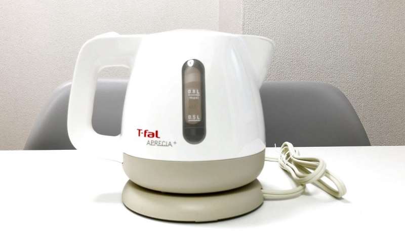 電気ケトル。ご自由にお使いください