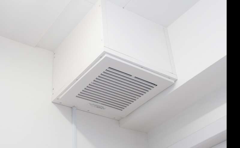 大型換気扇で換気もばっちりです
