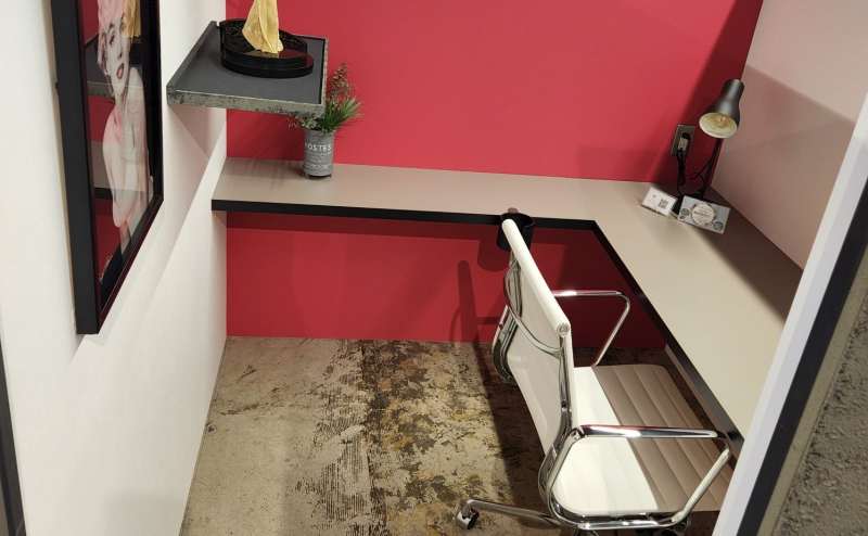 2階個室スペースが11ヶ所ございます。