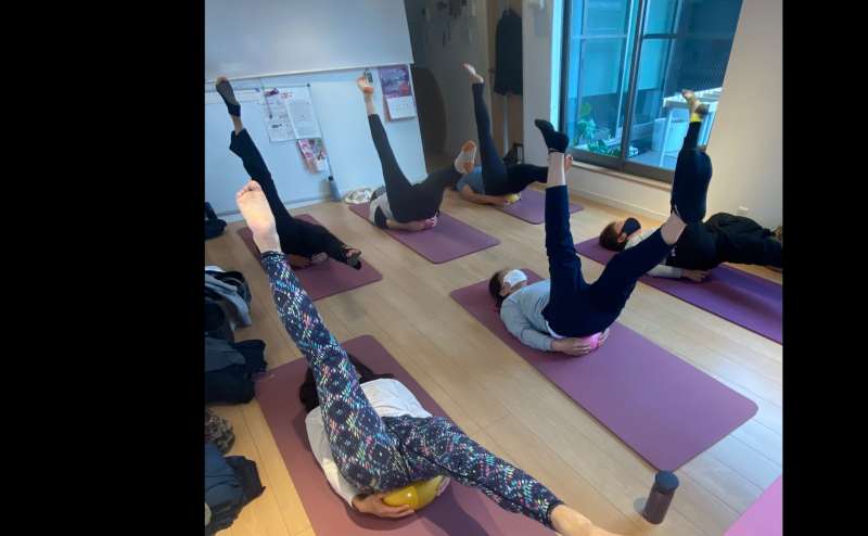 2階6名ヨガピラティス