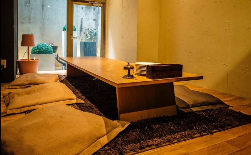 個室も完備（開閉式の扉）