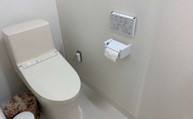 ウォシュレット付トイレで清潔に保てるよう努力しております。