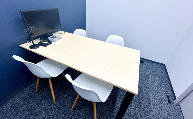 【横浜駅徒歩1分！最大4名収容のコンパクトな会議室♪】 - エキスパートオフィス横浜 221の写真