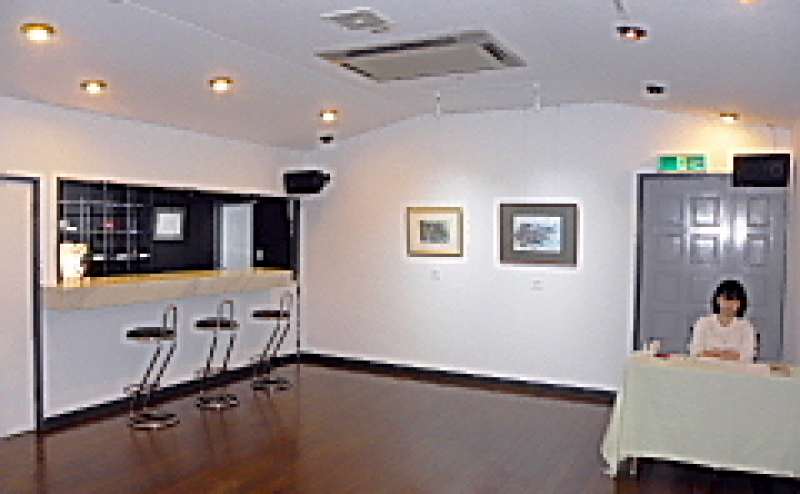 受付・記帳台と接待カウンター