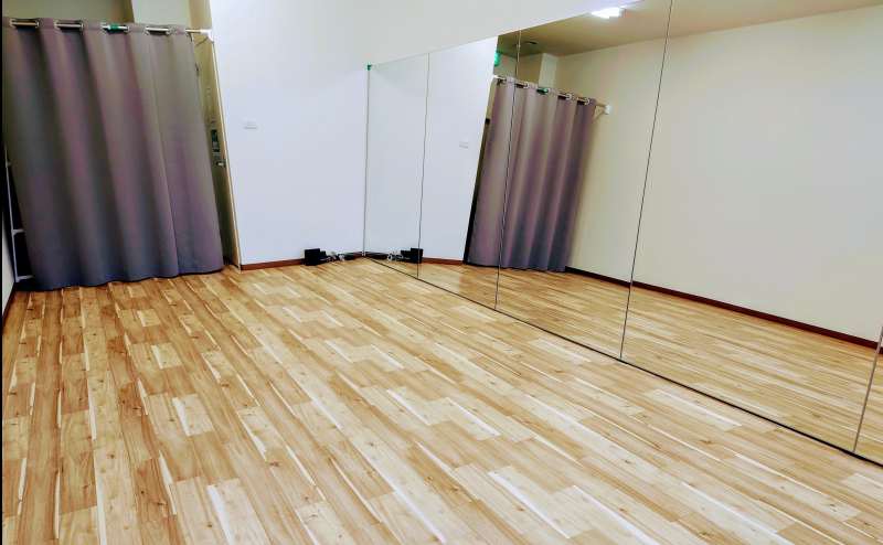 ちょうどいい広さとお値段で利用できるスタジオです。