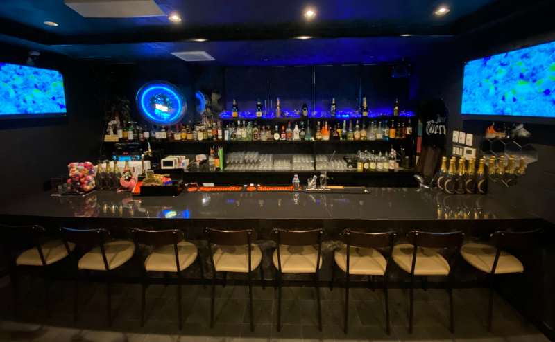 駅近のオーセンティックなBARスペースを完全貸切！