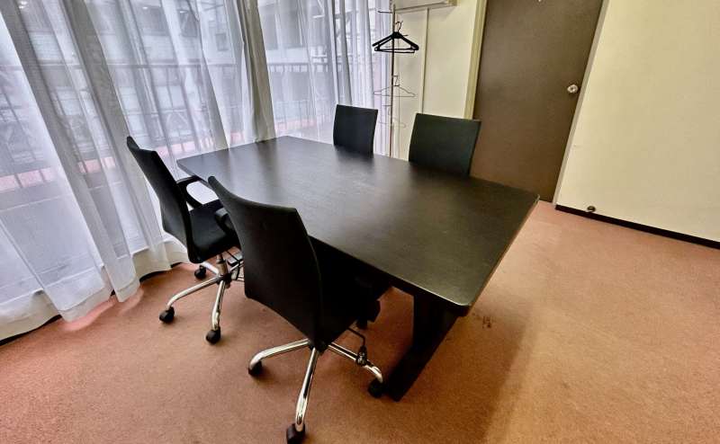 【約16㎡の使いやすい会議室】 - TIME SHARING 竹橋 旺巧ビル 4Fの写真