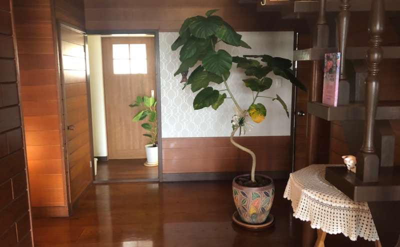 玄関入ったところのホール