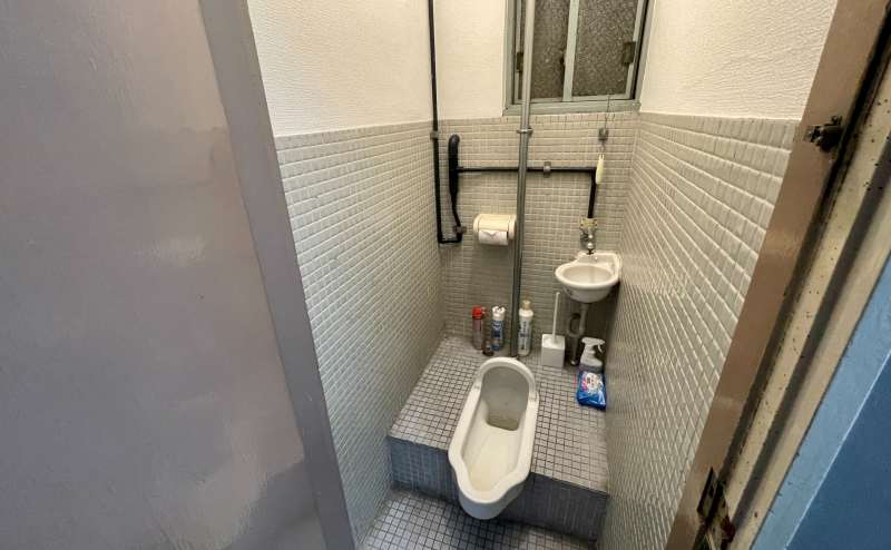 【1階女性トイレ（和式×1）】 - TIME SHARING 秋葉原 和泉ビル202の写真