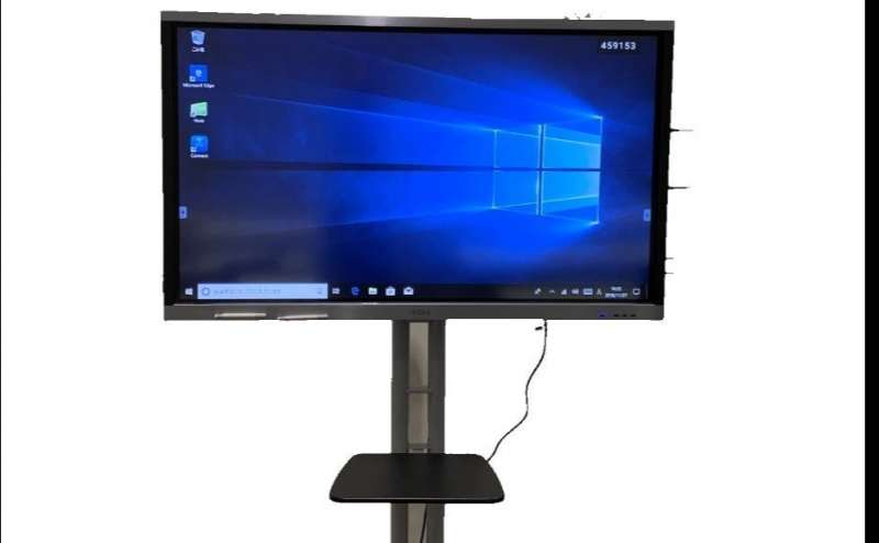 オプションで最新のデジタルホワイトボードANSHI TOUCHがご利用頂けます。 windows10仕様で操作がしやすく、同時に4台までミラーリングしたり、ZOOMでのTV会議にもご利用頂けます HD