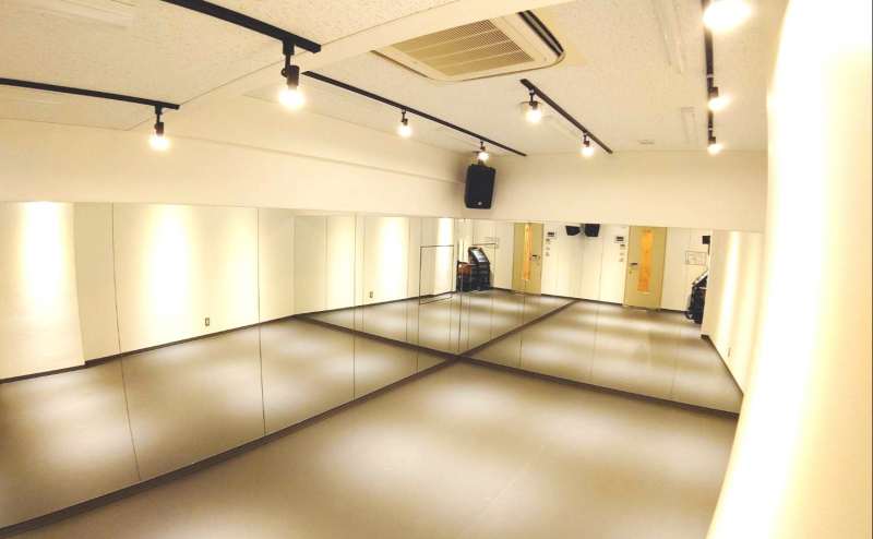 新松戸駅2分【R7ﾀﾞﾝｽｽﾀｼﾞｵ】45分ｽﾀｰﾄ/1時間単位