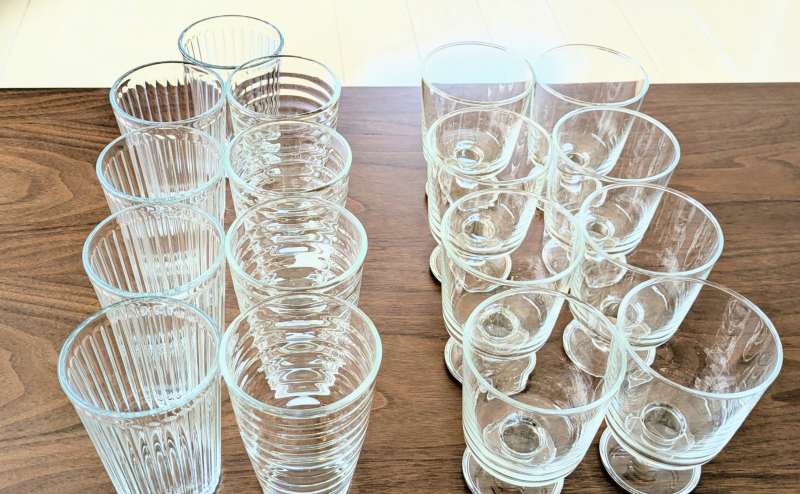 こちらの食器をご用意しております。