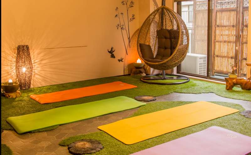ヨガマット完備・朝ヨガ利用可能