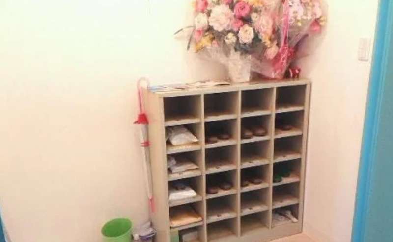 下足箱もございます。ワークショップやイベントでもご利用いただけるよう数を多く致しました