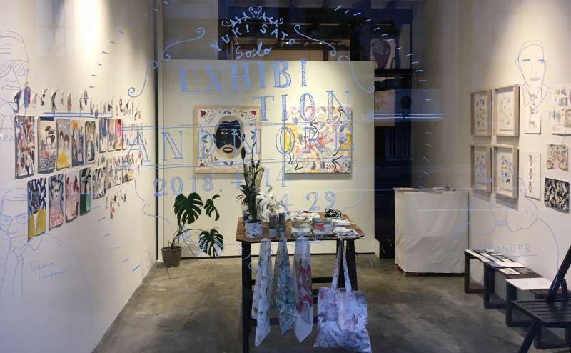 イラストレーターによる展示の様子です