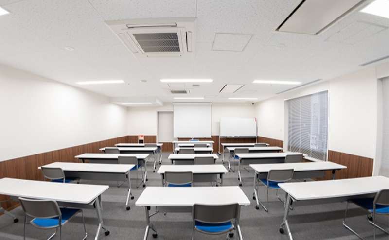 レンタルスペース 【心斎橋】小会議室C-2 駅近会議室  基本25名収容 Wi-Fi無料 地下鉄長堀橋駅真上  心斎橋駅徒歩7分/会議 プレゼンテーション Web会議 セミナー 等/JEC日本研修センター心斎橋