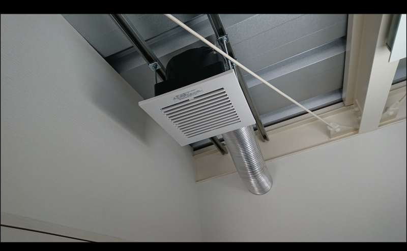 設備：コロナ対策で換気扇を増設いたしました！