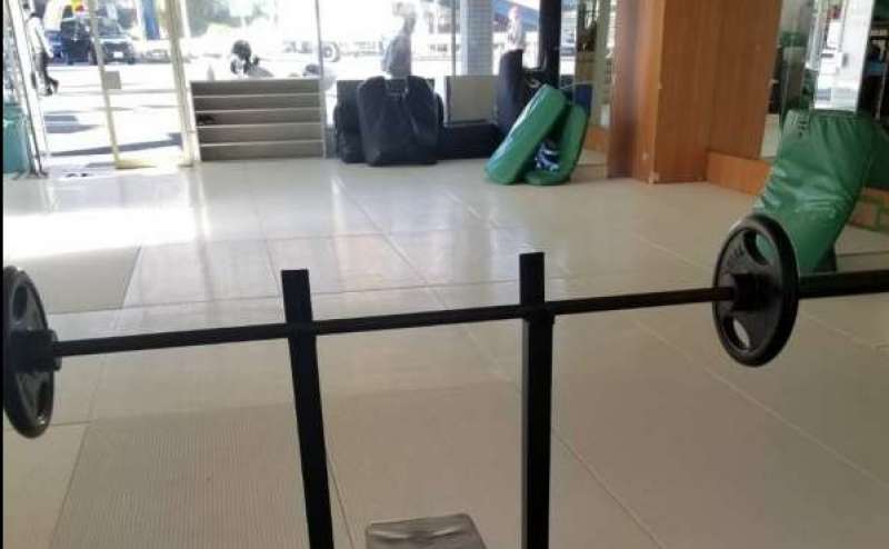 スペース内の器具はすべて無料です。トレーニングにもご利用ください