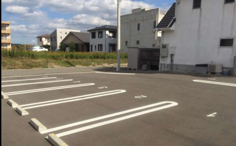 無料駐車場20台分ございます。冷暖房完備、完全貸切でご利用いただけます