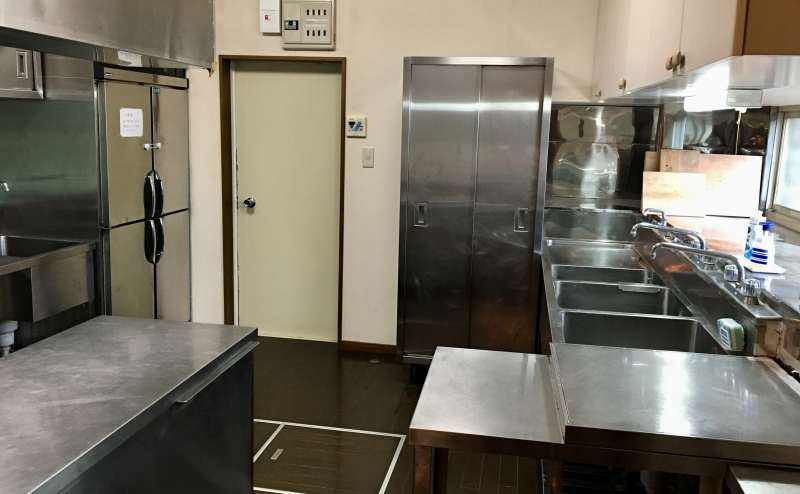 広々としたキッチン（有料オプション）